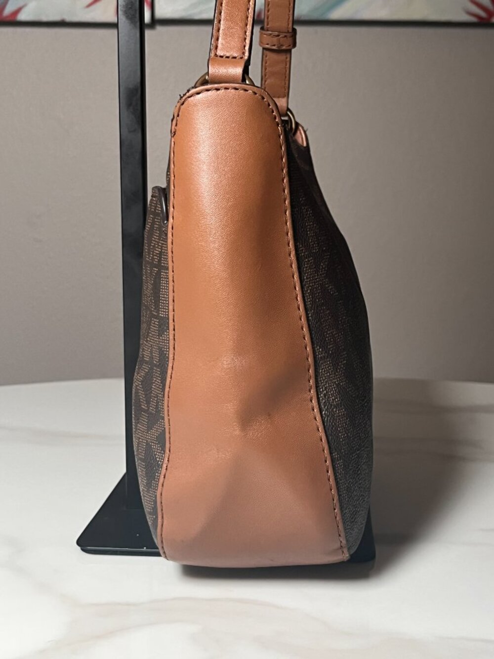 Michael Kors Signature MK Logo Shoulder Bag Brown Tan Leather - Like New - Picture 5 of 13